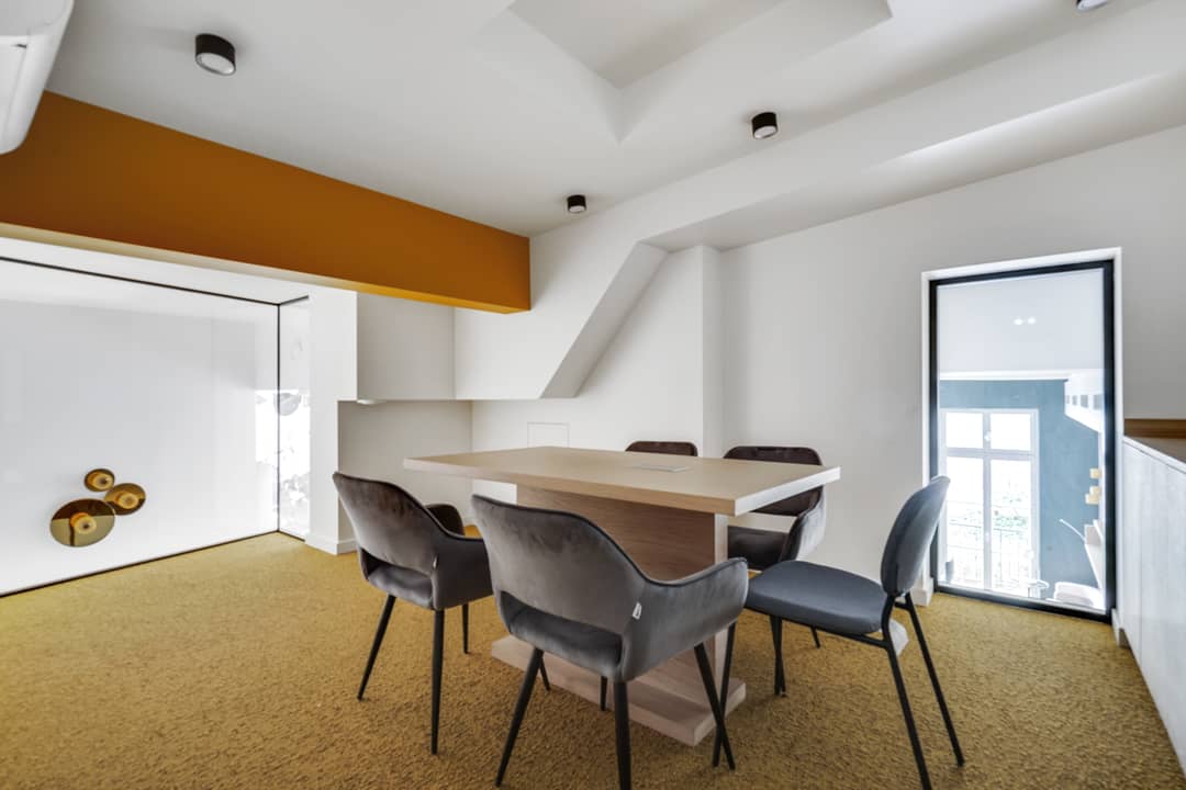 Bureau opéré 236 Rue du Faubourg Saint-Martin, Paris – photo 2