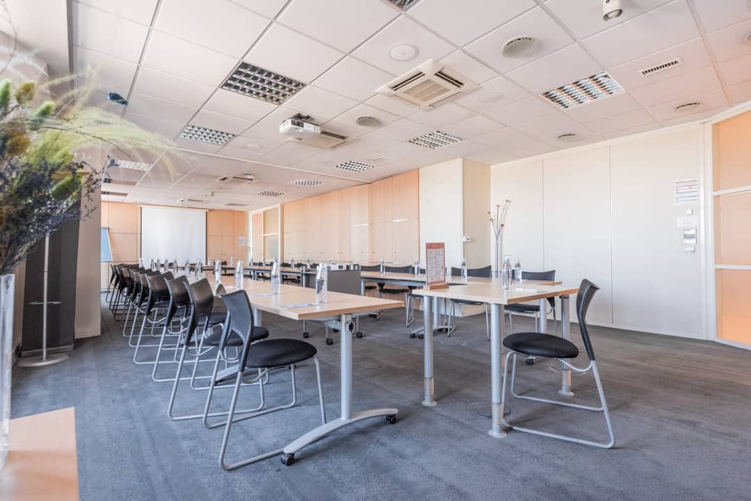 Centre de coworking 4 place Louis Armand, Paris