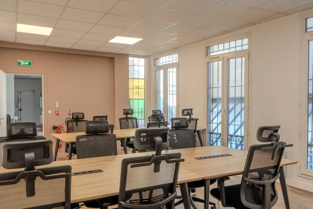 Bureau opéré 18 Rue du Faubourg Saint-Martin, Paris – photo 4