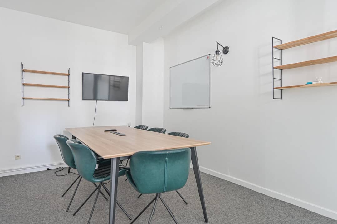 Bureau opéré 40 Rue Louis Blanc, Paris – photo 4
