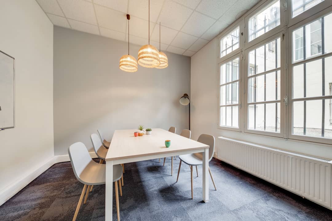 Bureau opéré 17 Rue Martel, Paris