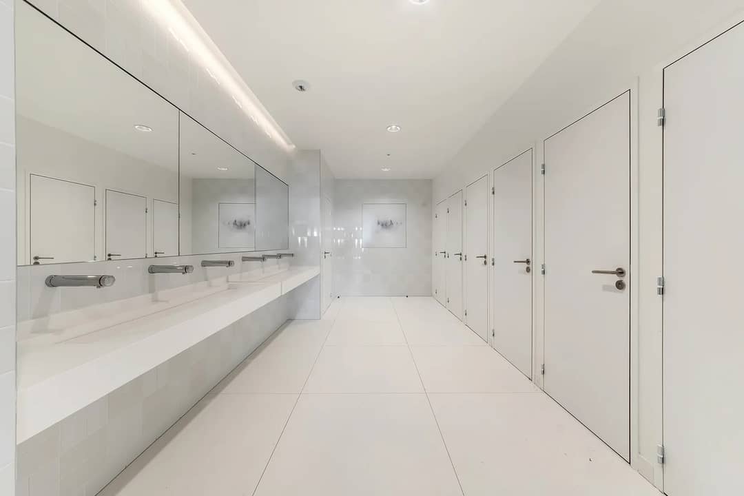 Bureau opéré 845 Avenue des Champs Blancs, Cesson-Sévigné
