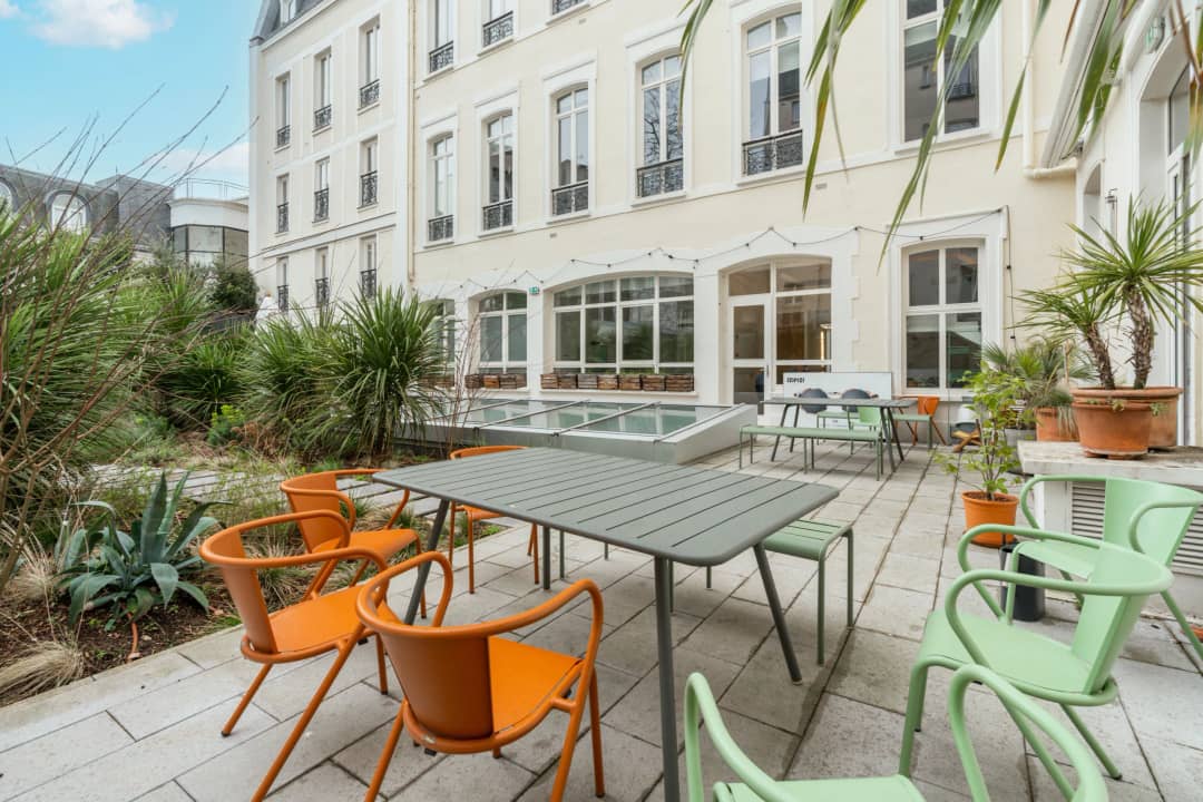 Bureau opéré 19 Rue de Calais, Paris – photo 2