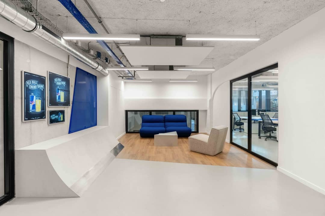 Bureau opéré 16 Rue Saint-Antoine, Paris – photo 3
