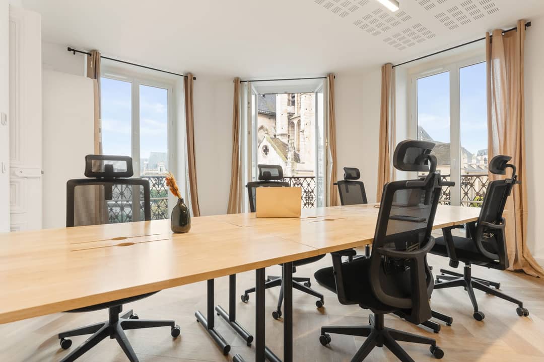 Bureau opéré 239 Rue Saint-Martin, Paris