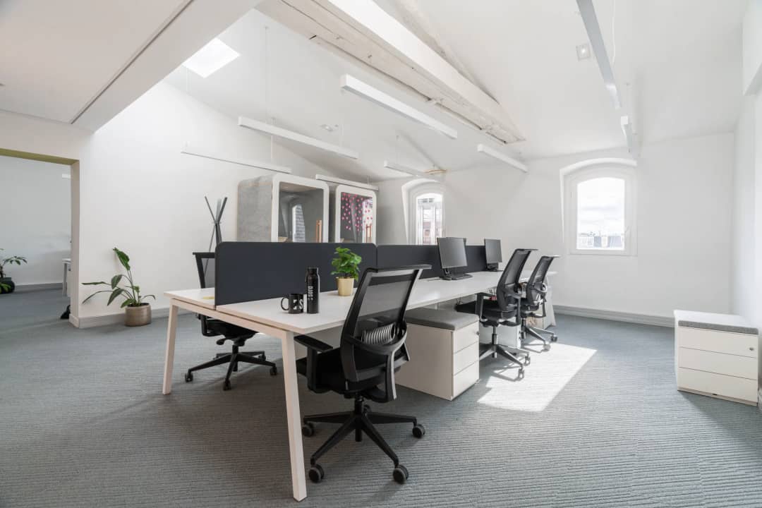 Bureau opéré 19 Rue de Calais, Paris