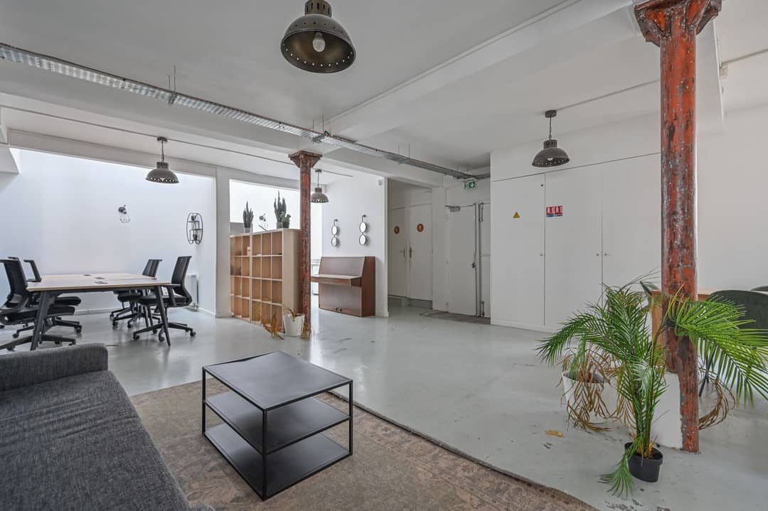 Bureau opéré 40 Rue Louis Blanc, Paris