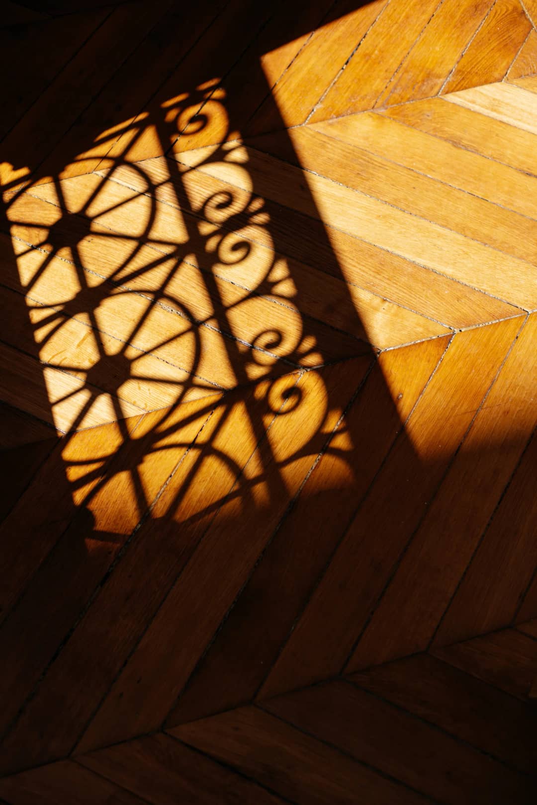 Bureau opéré 35 Rue de la Bienfaisance, Paris – photo 4