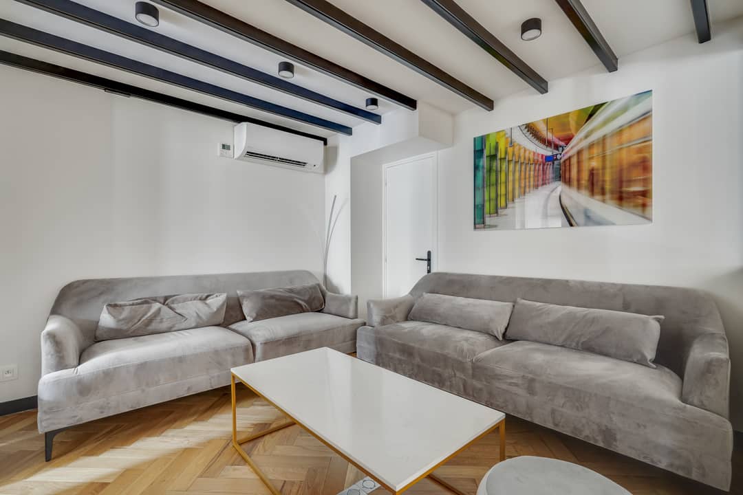 Bureau opéré 236 Rue du Faubourg Saint-Martin, Paris – photo 3