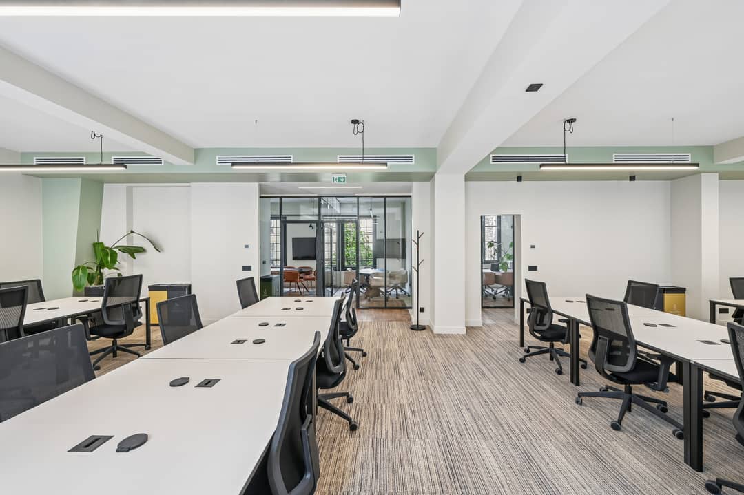 Bureau opéré 16 Rue de Bucarest, Paris – photo 2