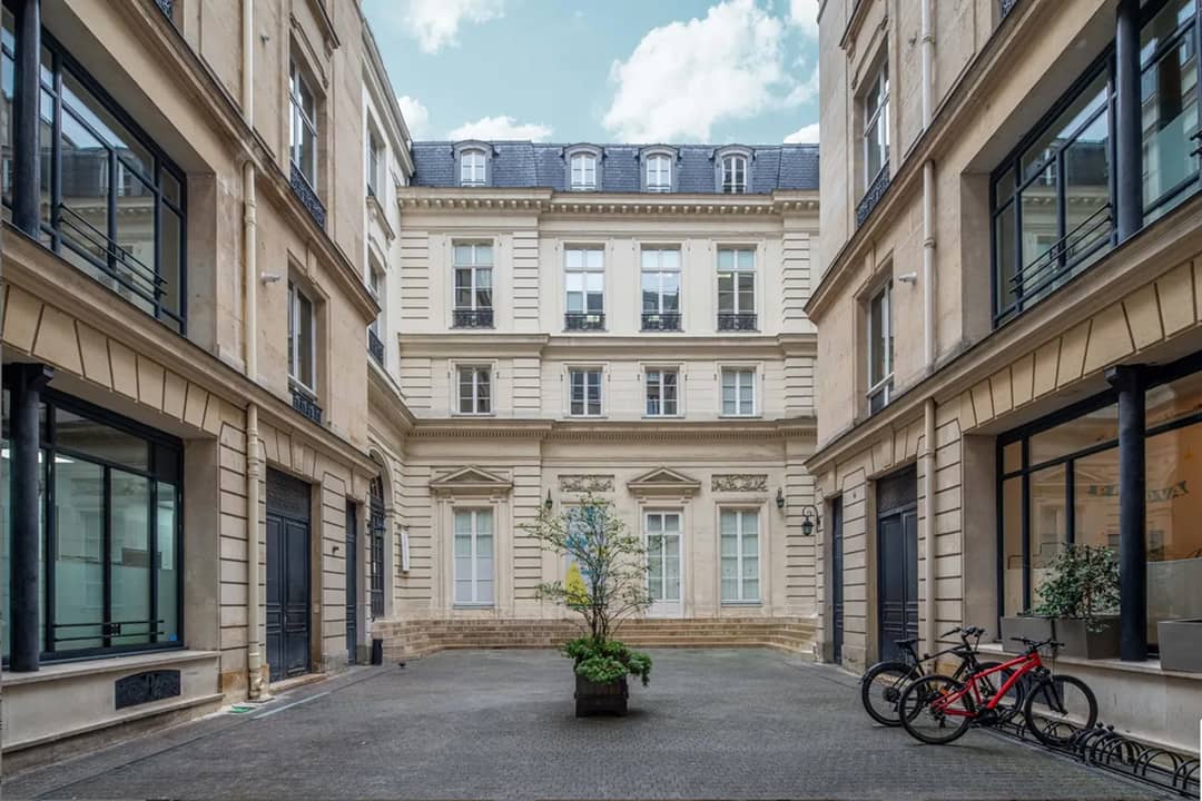 Bureau opéré 60 Rue du Faubourg Poissonnière, Paris – photo 2