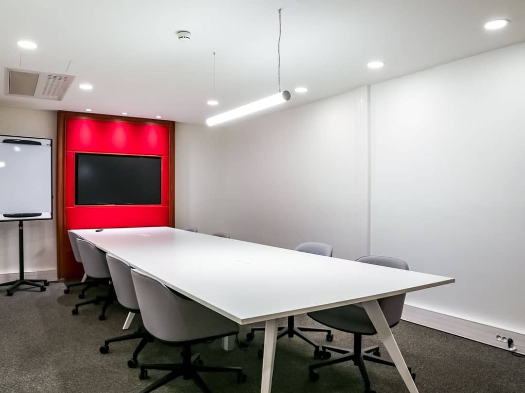 Coworking space at Stop & Work - Saint Quentin, Montigny-le-Bretonneux – photo 4