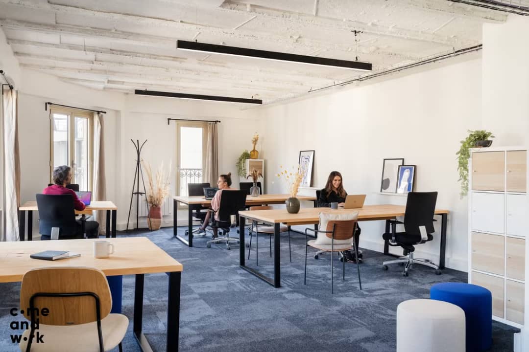 Managed office at 31 Rue de Châteaudun, Paris