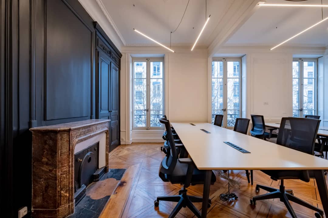 Bureau opéré 56 Rue de la République, Lyon – photo 3