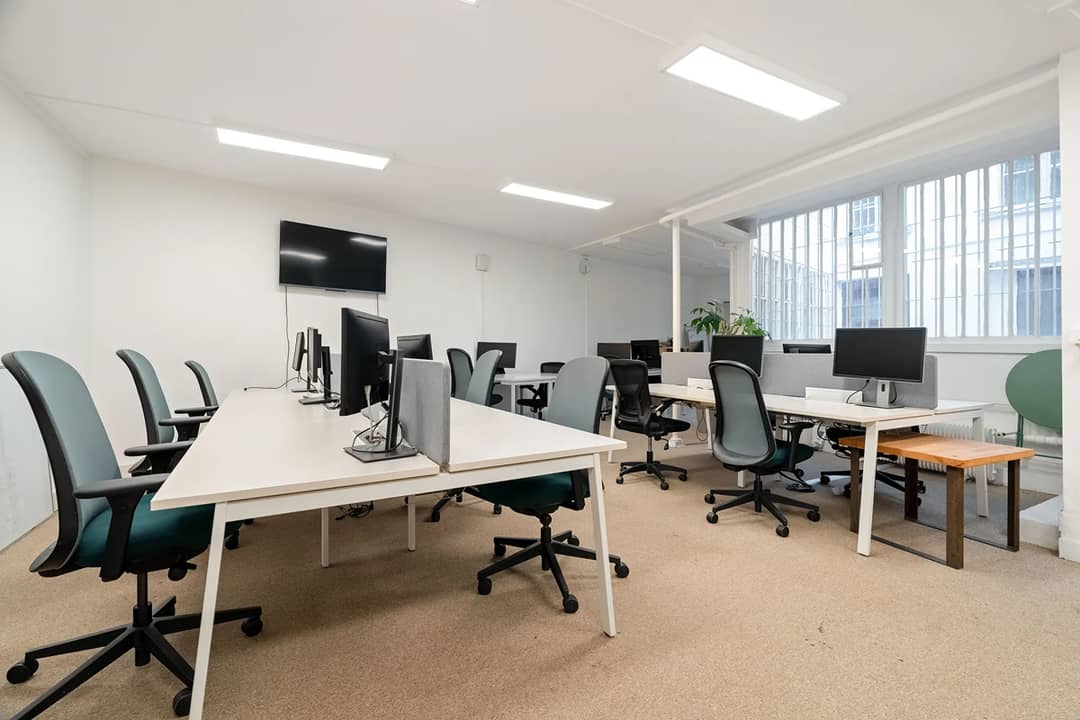 Bureau opéré 16 Rue Saint-Fiacre, Paris – photo 4