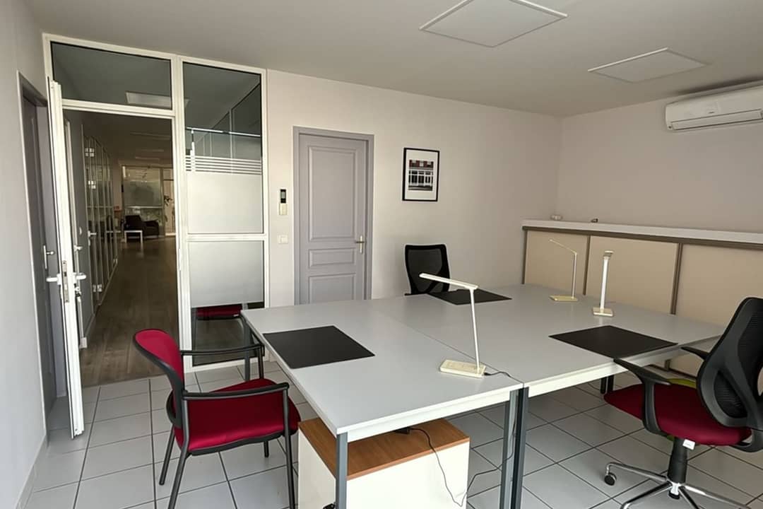 Coworking space at 139 Chemin des Vernèdes, Puget-sur-Argens