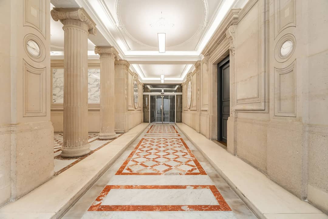 Managed office at 37 Rue de Châteaudun, Paris