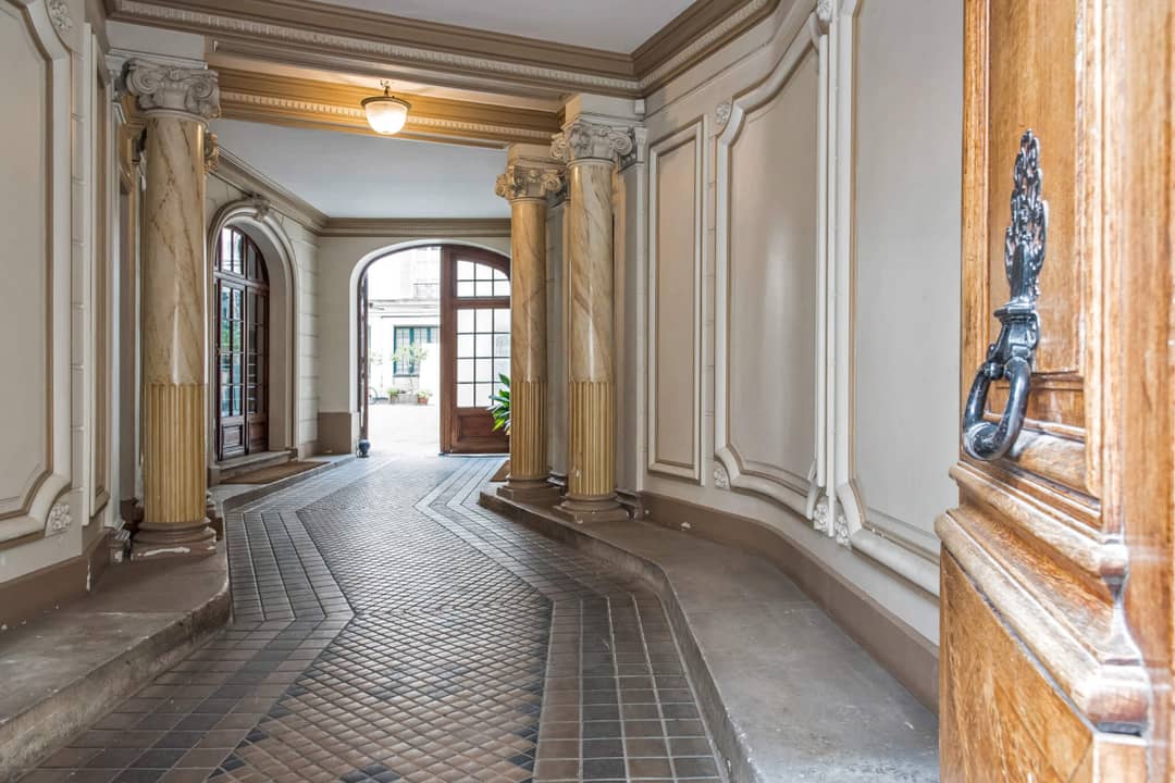 Coworking space at 10 Rue de Laborde, Paris