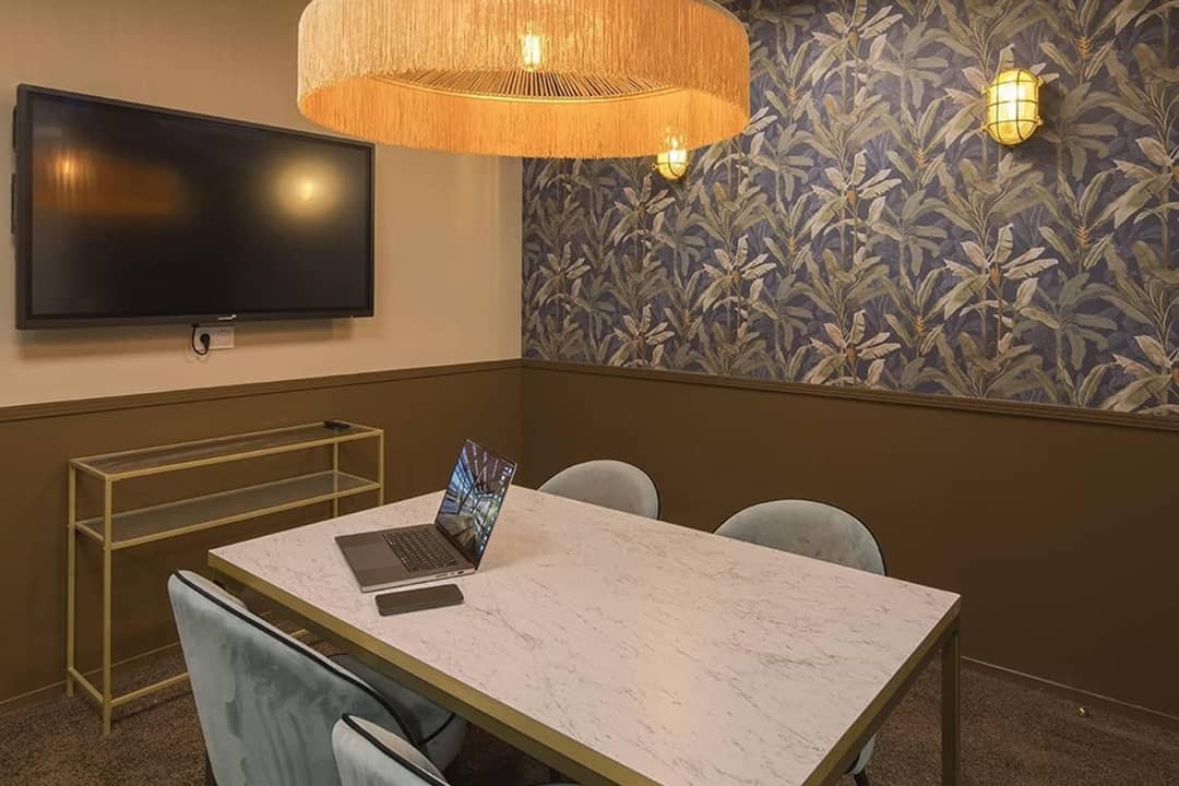 Coworking space at 33 Piste des Géants, Toulouse – photo 4