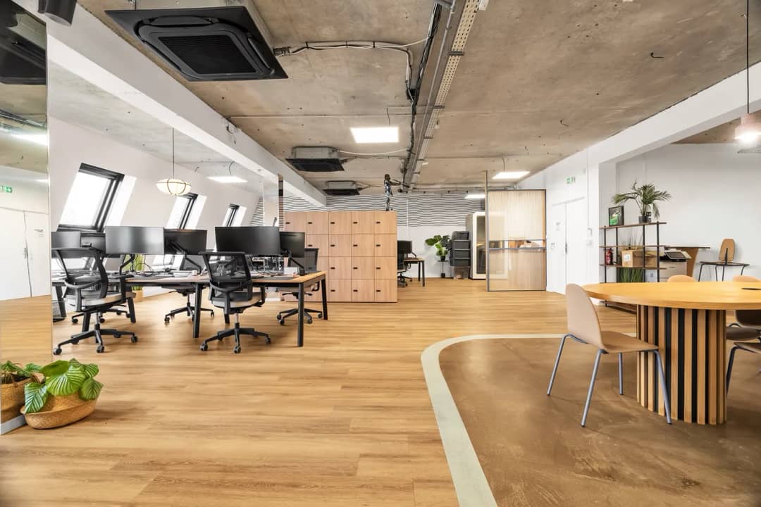 Bureau opéré 37 Rue Adam Ledoux, Courbevoie