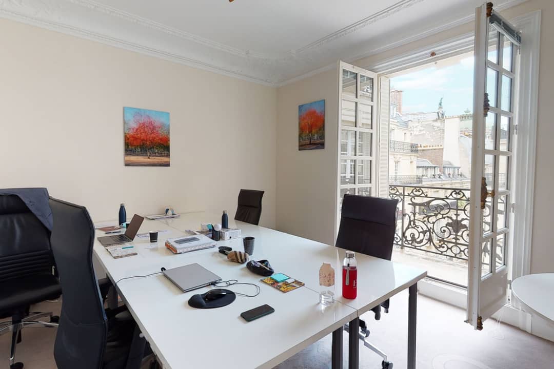 Coworking space at 6 Square de l'Opéra-Louis Jouvet, Paris – photo 4