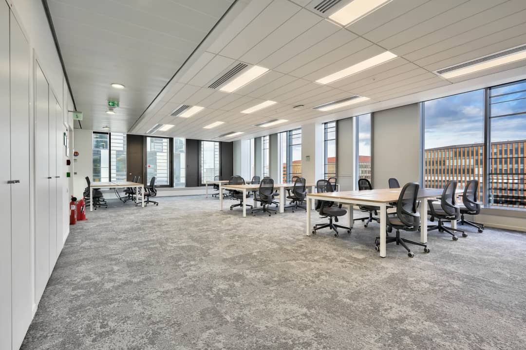 Bureau opéré 140/142 Bd Macdonald, Paris