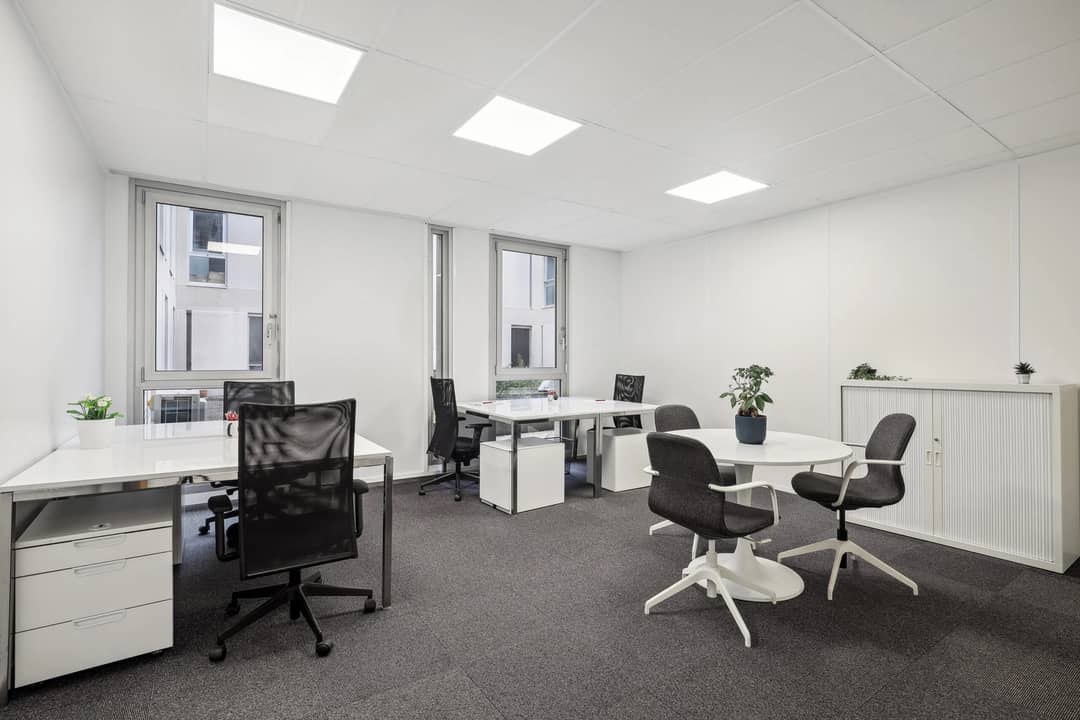 Coworking space at 8 Rue des Frères Caudron, Vélizy-Villacoublay