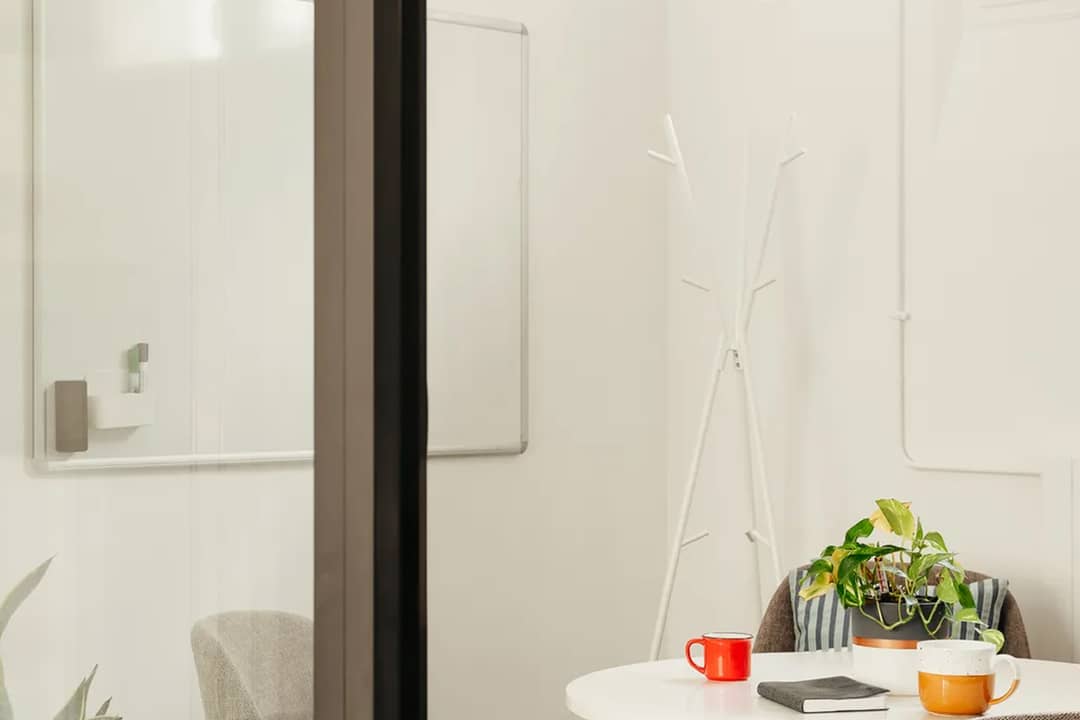 Bureau opéré 42 Rue de Clichy, Paris – photo 1