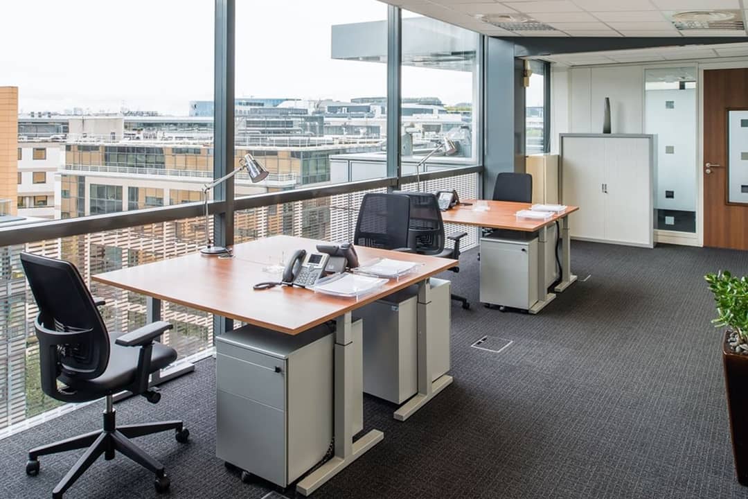 Coworking space at 13 Rue Camille Desmoulins, Issy-les-Moulineaux – photo 1