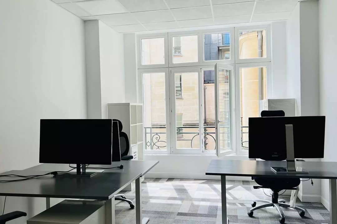 Sublet at 68 Avenue des Champs-Élysées, Paris – photo 4