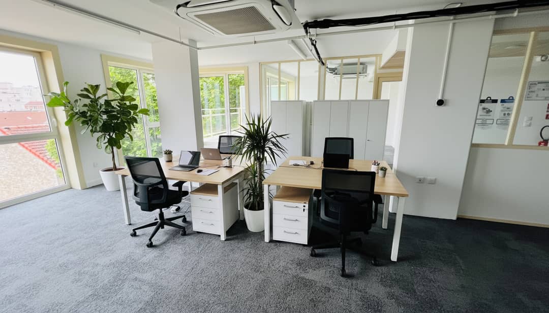 Coworking space at 77 Rue Jean Bleuzen, Vanves – photo 5