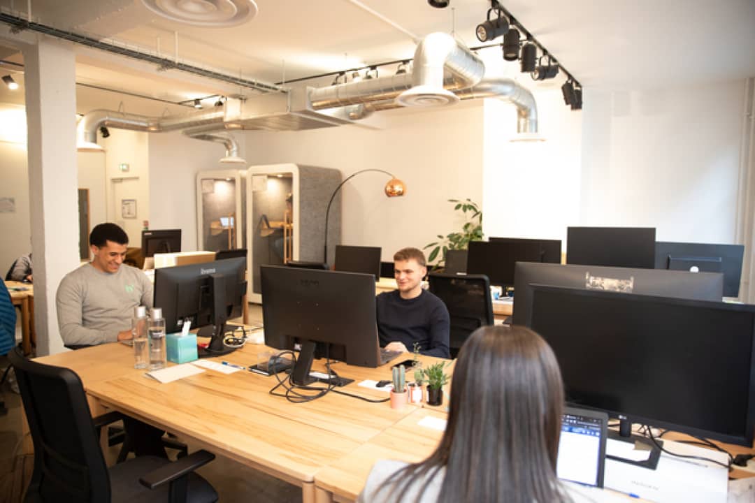 Coworking space at 30 Rue Proudhon, Saint-Denis – photo 2