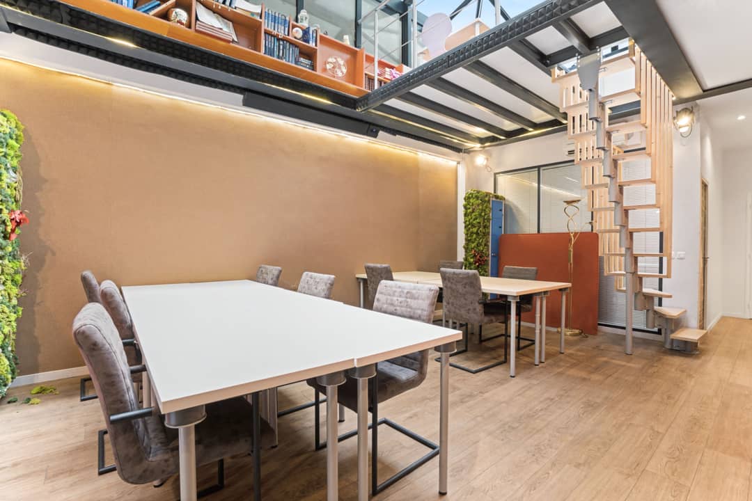Managed office at 10 Rue des Renaudes, Paris