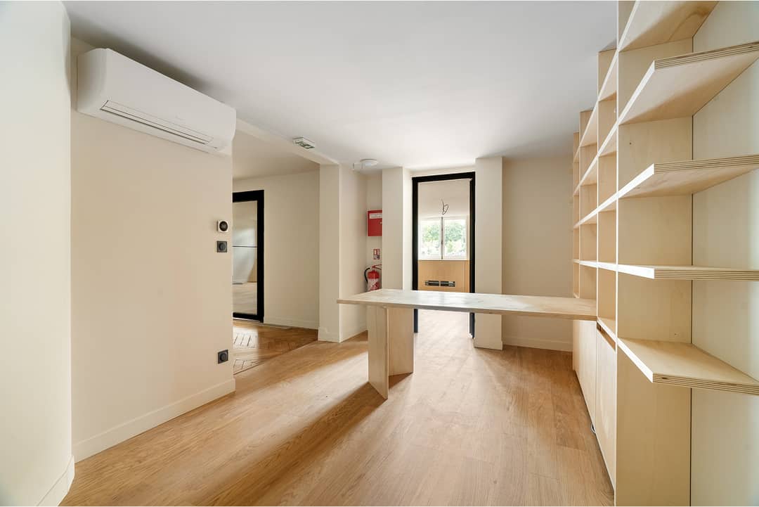 Bureau opéré 40 Cours Albert 1er, Paris – photo 3