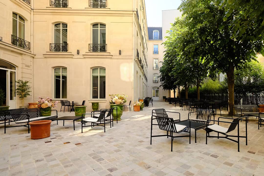 Coworking space at 8 Rue Sainte-Cécile, Paris