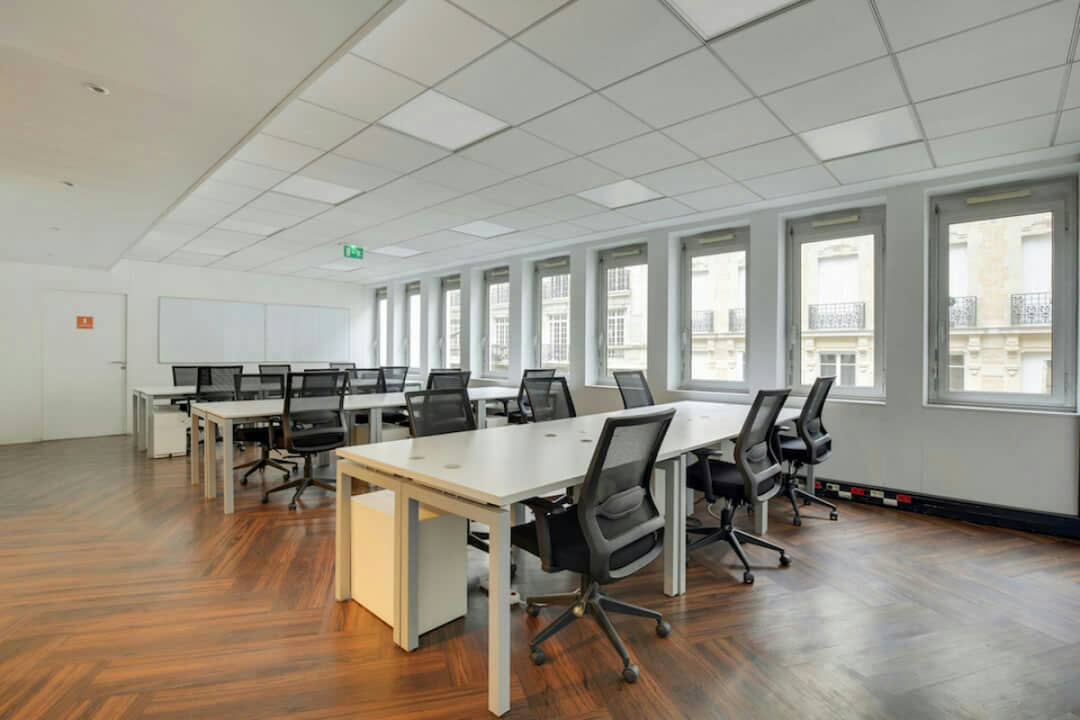 Bureau opéré 7 Rue de Chartres, Neuilly-sur-Seine – photo 2