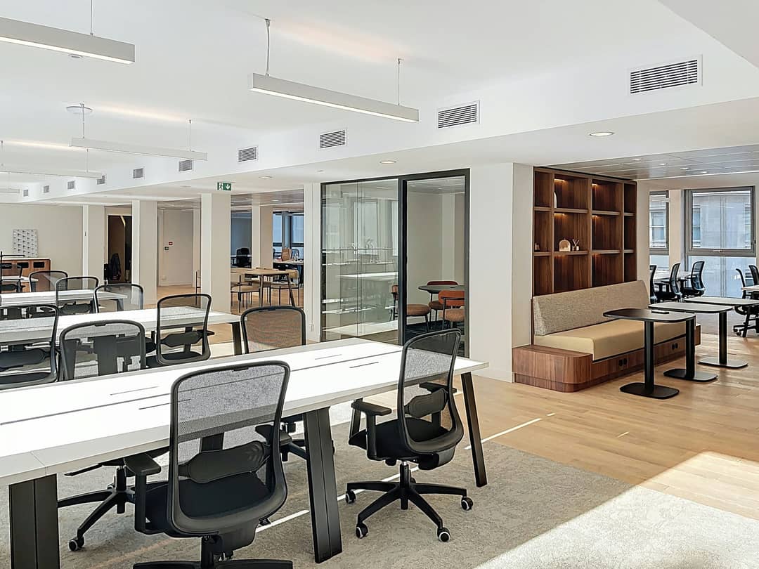 Bureau opéré 20 Rue Quentin Bauchart, Paris – photo 1