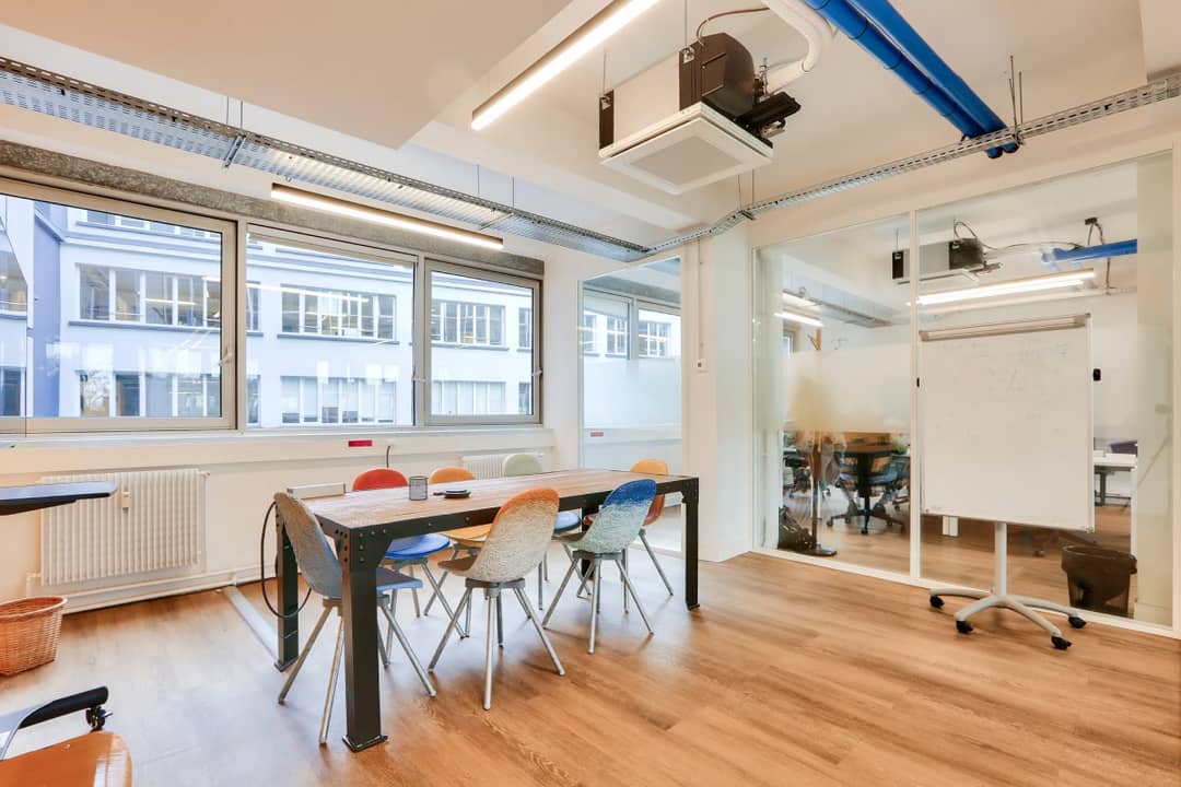 Bureau opéré 174 Quai de Jemmapes, Paris – photo 2
