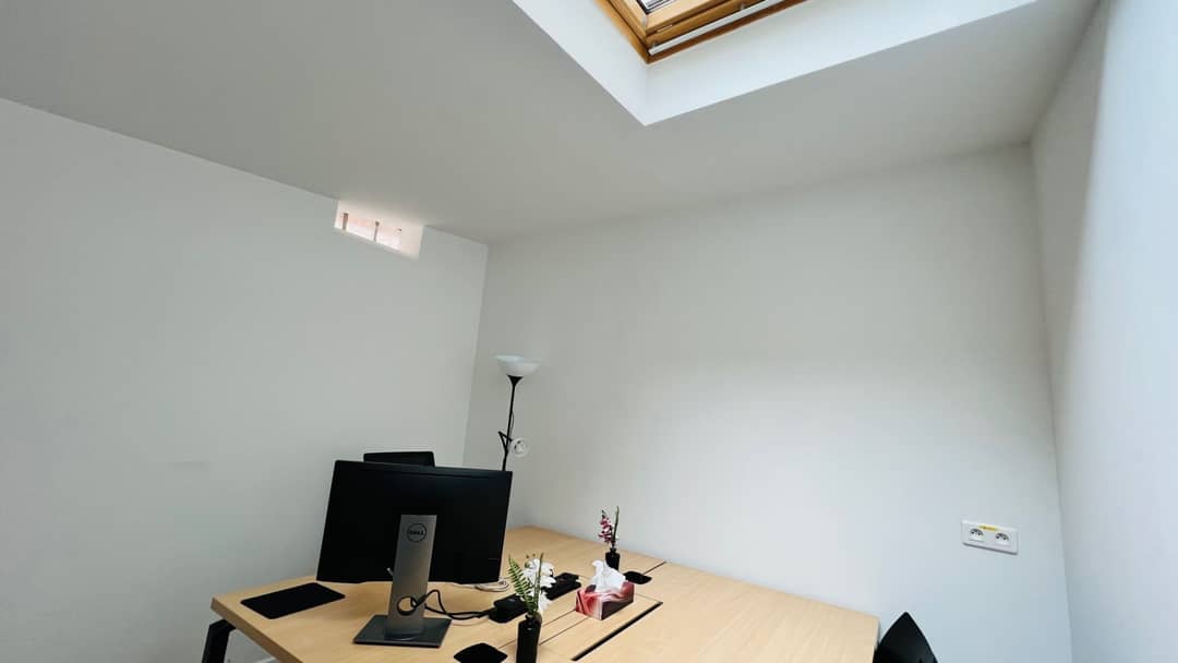 Coworking space at 45 Rue de Jouy, Chaville – photo 3