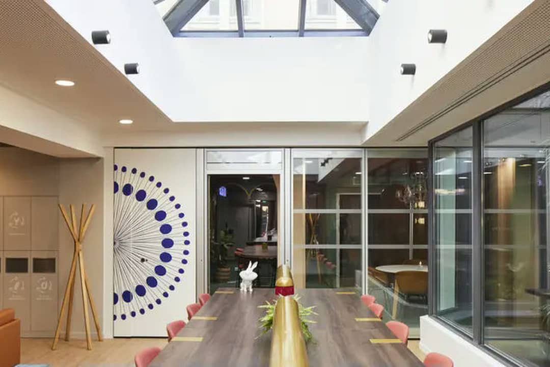 Coworking space at 18 Rue de Calais, Paris – photo 2