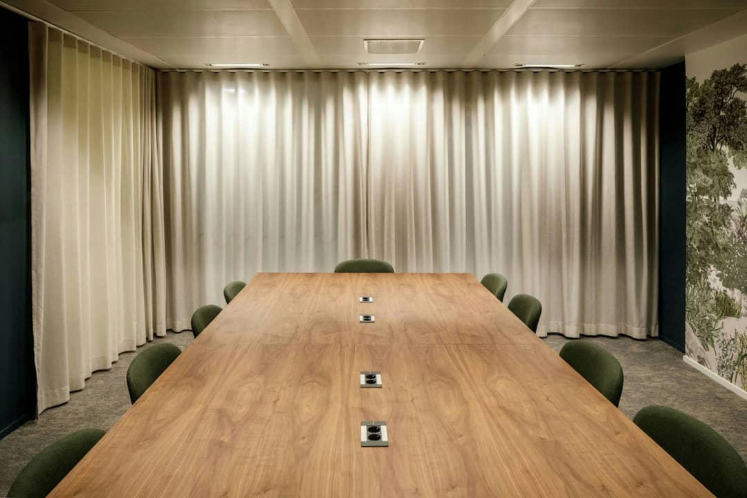 Bureau opéré 148 Rue de Courcelles, Paris – photo 2