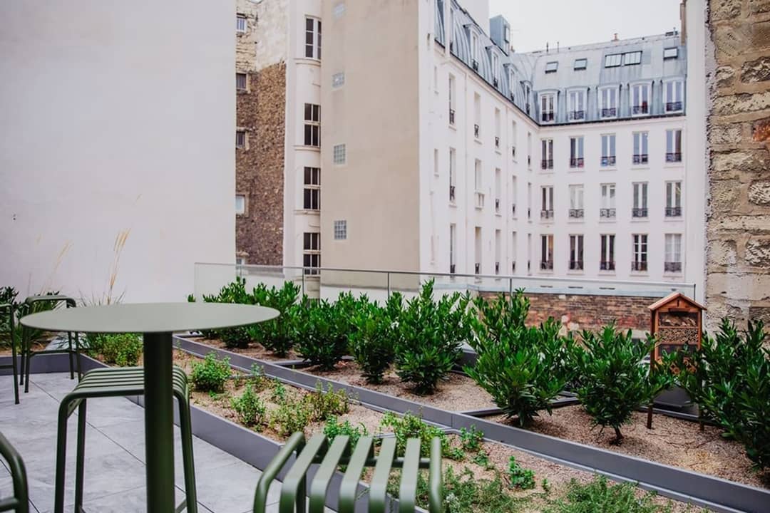 Coworking space at 54 Rue de Londres, Paris – photo 3