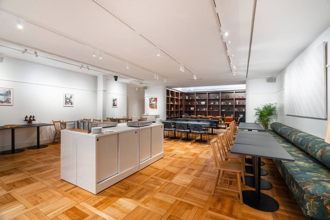 Managed office at 6 Cité Monthiers, Paris