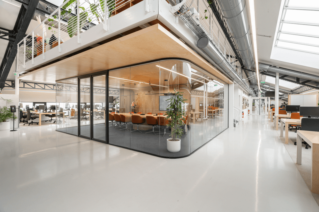 Premium managed office at 1 Rue de Saint-Pétersbourg, Paris