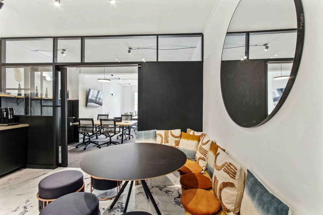 Managed office at 10 Rue du Colisée, Paris