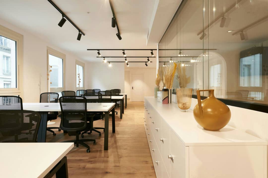 Bureau opéré 11 Rue de Grenelle, Paris – photo 2