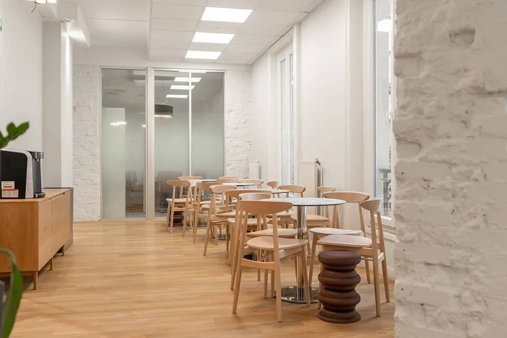 Managed office at 19 Rue du Rocher, Paris