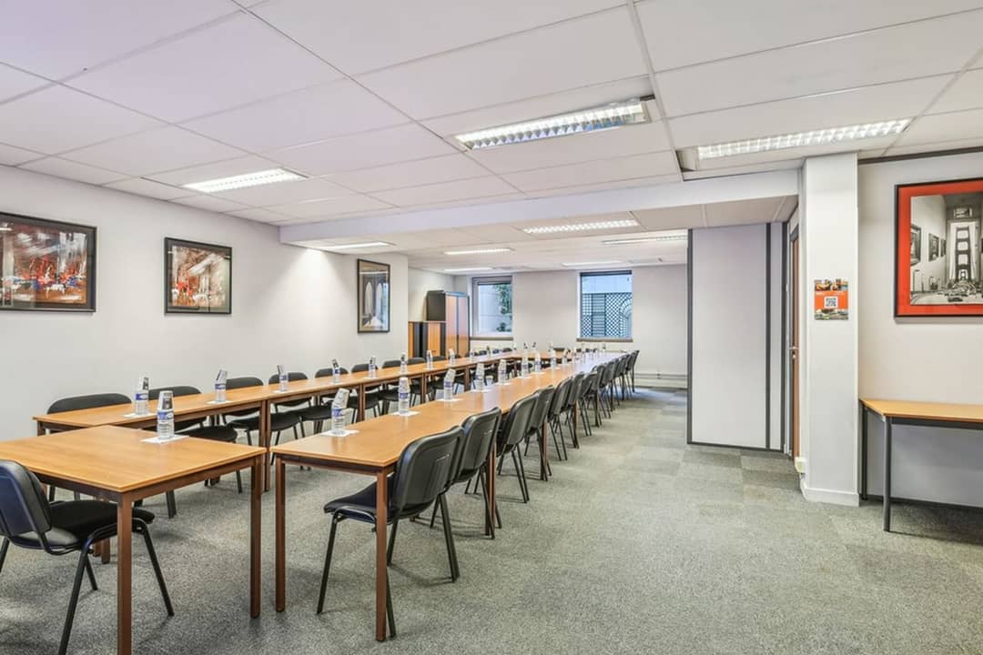 Coworking space at 120 Rue Jean Jaurès, Levallois-Perret