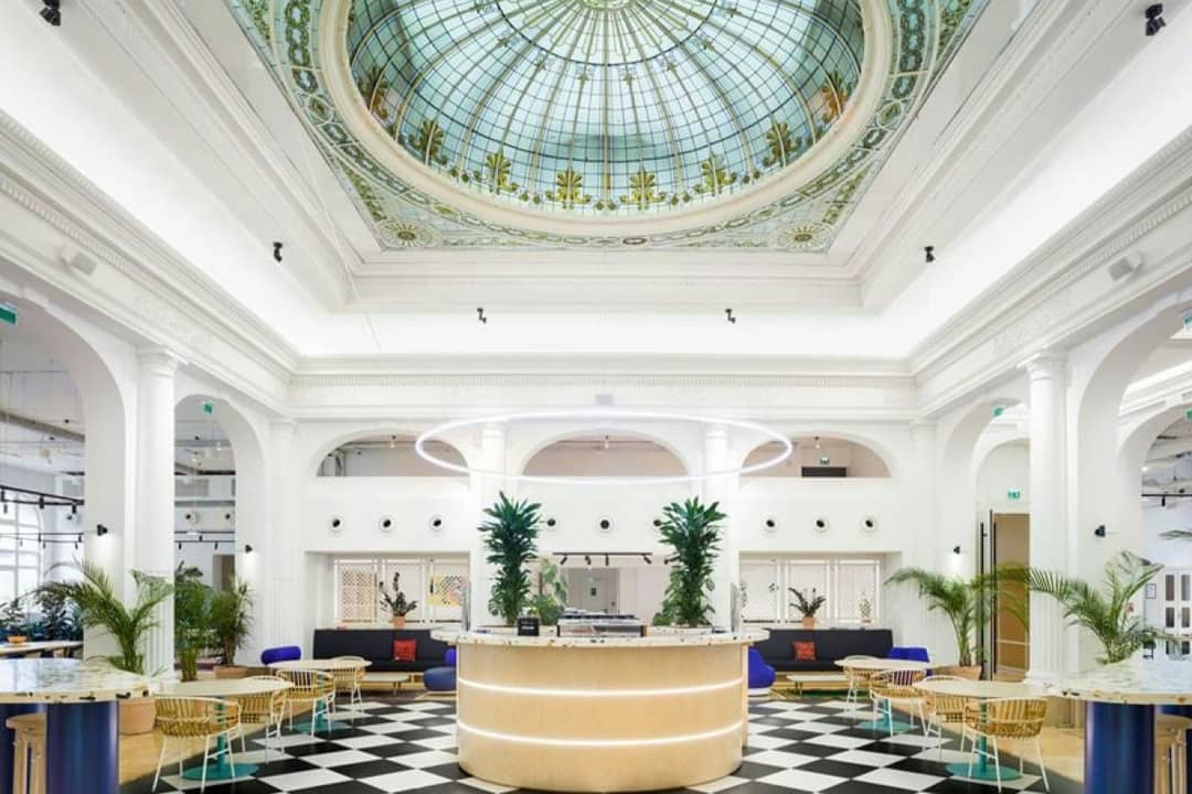 Coworking space at 4 Rue Jules Lefebvre, Paris