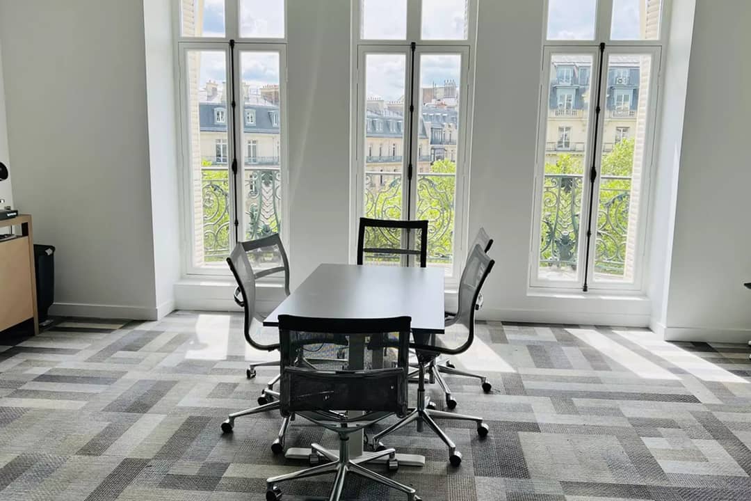 Sublet at 68 Avenue des Champs-Élysées, Paris – photo 5
